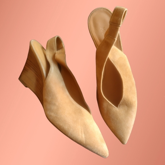 M. Gemi Shoes - M. Gemi The Celeste Wedge Slingback Size 40